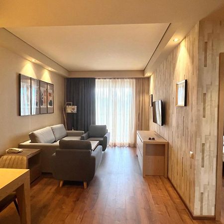 חאקבי Luxury Oasis Apartment מראה חיצוני תמונה